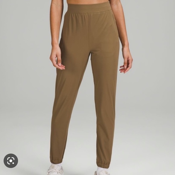 Lululemon High Rise Adapted State Joggers  4 - Picture 1 of 5